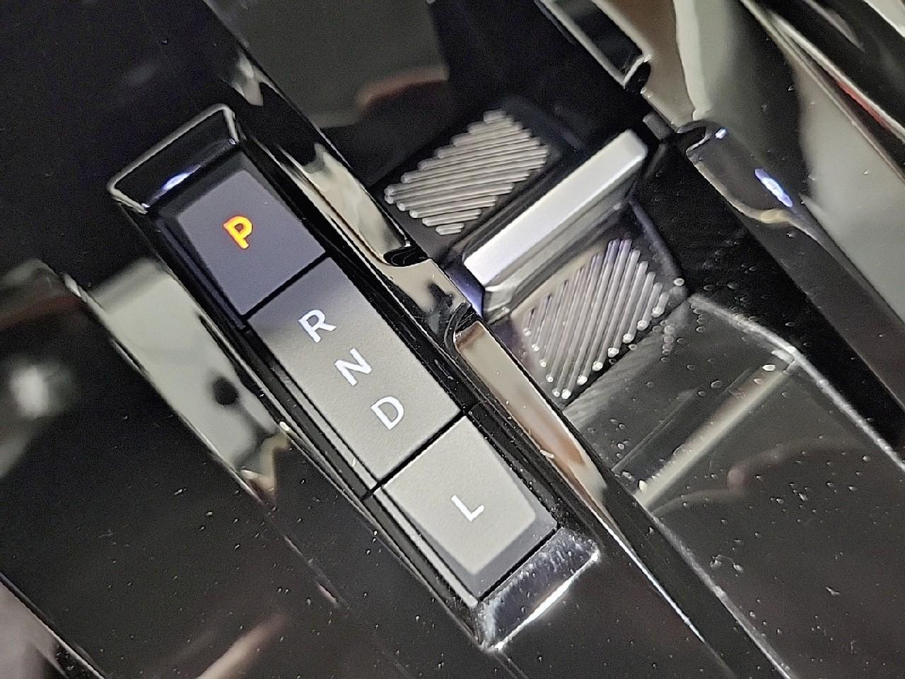Citroën C3 hybride 110 ch automatique max — photo 17