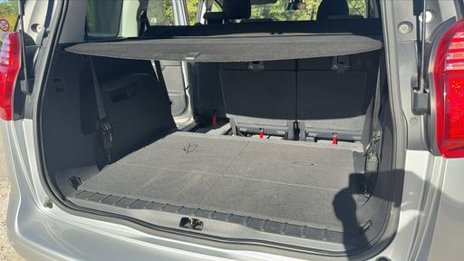 Peugeot 5008 1.6 HDi 115 - Active 7pl – 2014 – 109754 km – Diesel – Boîte Manuelle — photo 33