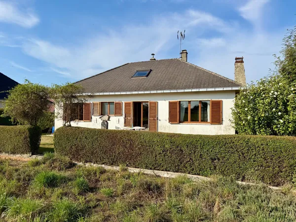 Maison indiv de plain-pied sur parcelle de 682 m²