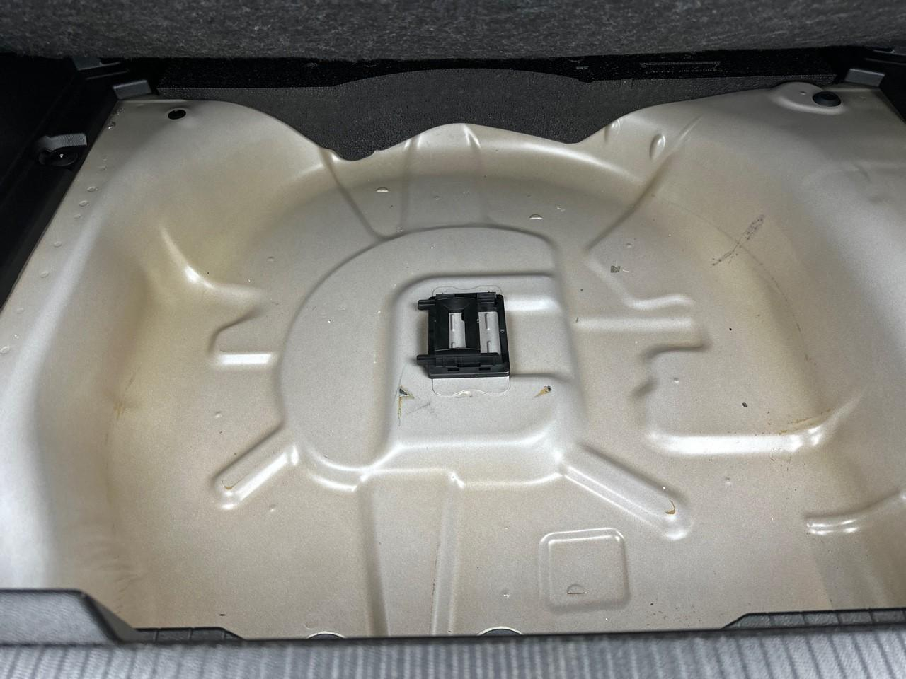 Peugeot 2008 puretech 130 s&s eat8 style — photo 5