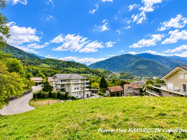 Terrain 2038 m²
