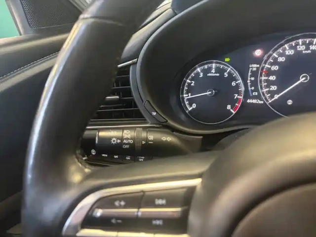 Mazda Cx-30 2.0l skyactiv-g m hybrid 122 ch 4x2 bvm6 — photo 32
