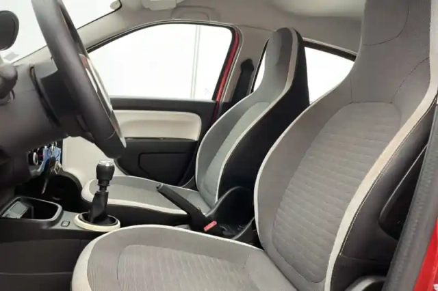Renault Twingo iii tce 95 — photo 13