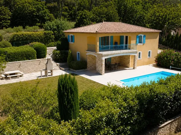 VILLA EN 2 LOGEMENTS 3 CHAMBRES AU CALME, SECTEUR RECHERCHÉ