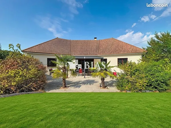 Maison 5 pièces 140 m²