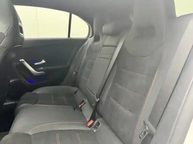 Mercedes Classe A 180 amg line — photo 13