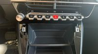 Peugeot 208 e-208 136ch 50 kWh Allure — photo 26
