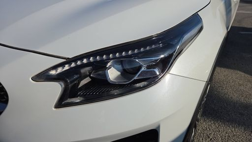Kia XCeed 1.6 T-GDi 204 DCT7 - Launch Edition – 2020 – 100486 km – Essence – Boîte Automatique — photo 15