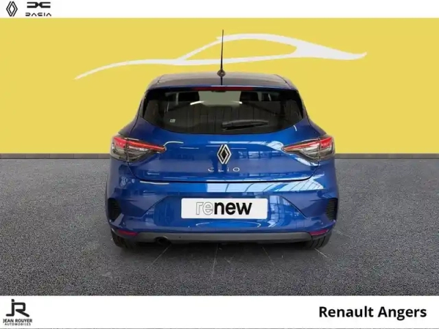 Renault Clio 1.5 blue dci 100ch evolution - 24 auto ecole — photo 12