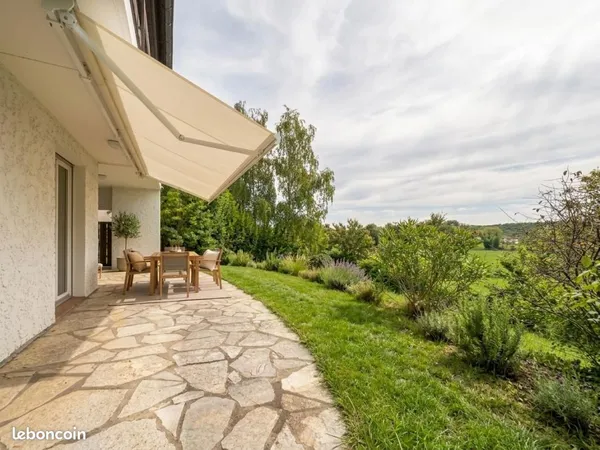 Maison 6 pièces 141 m²