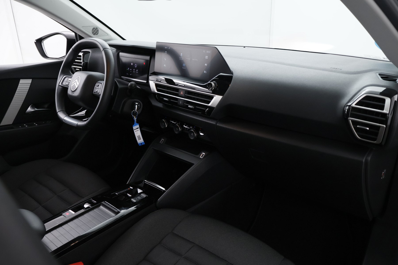 Citroën C4 X — photo 29