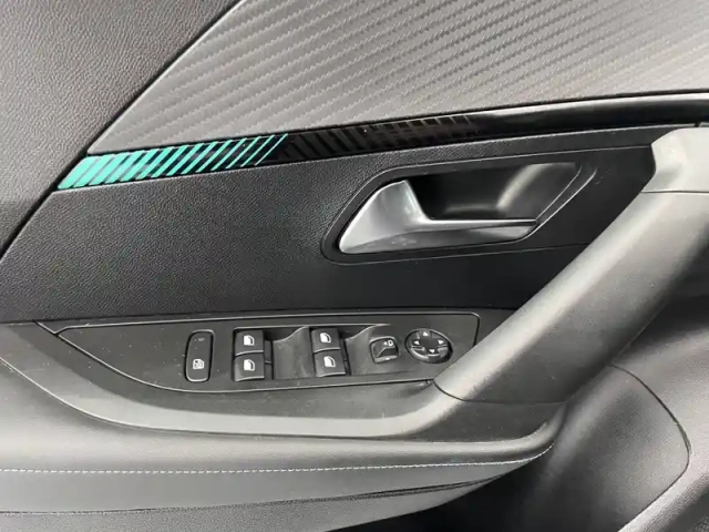 Peugeot 2008 bluehdi 130 s&amp;s eat8 — photo 32