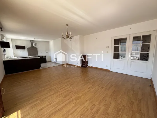 CAMBRAI - Bel appartement T3 en RDC, avec garage !