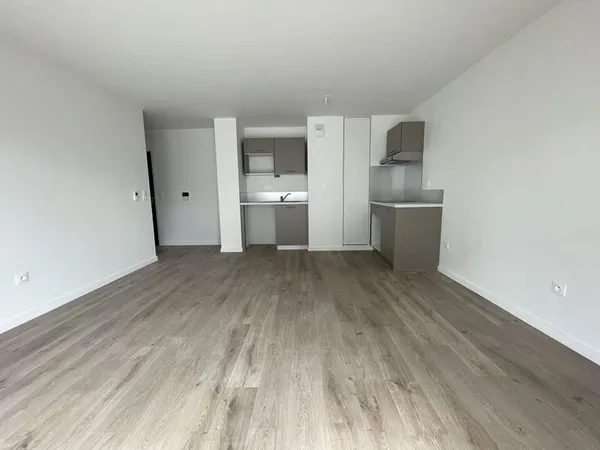 F3 - 60.97m ²