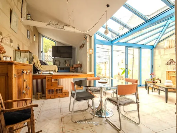 Maison de ville de caractère à vendre 5 pièces SAUMUR (49) - Pierre de tuffeaux- 160m²- 3 chambres -
