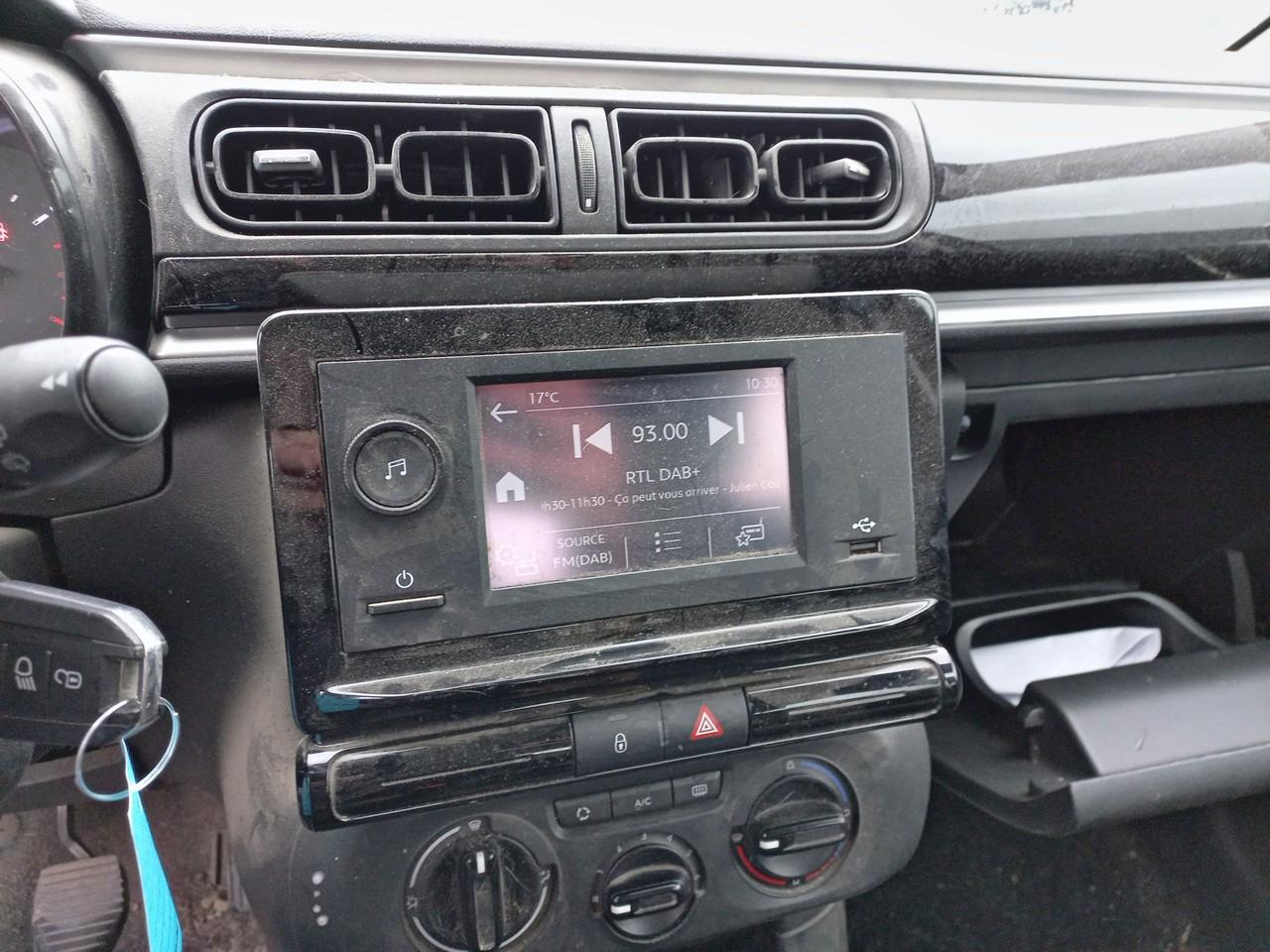 Citroën C3 puretech 83 ch bvm5 you — photo 16