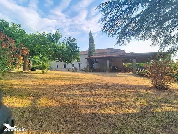 Longère 8 pièces 190 m²