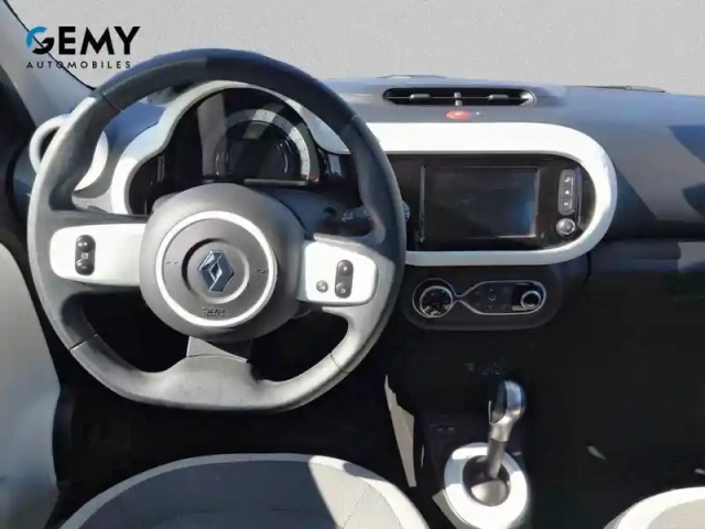 Renault Twingo iii e-tech — photo 8