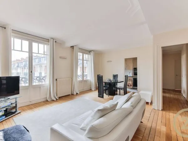Appartement 5 pièces 102 m²