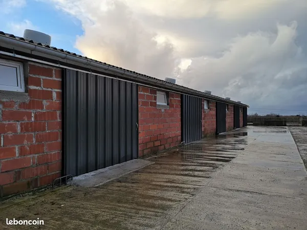 Location box de stockage / local professionnel