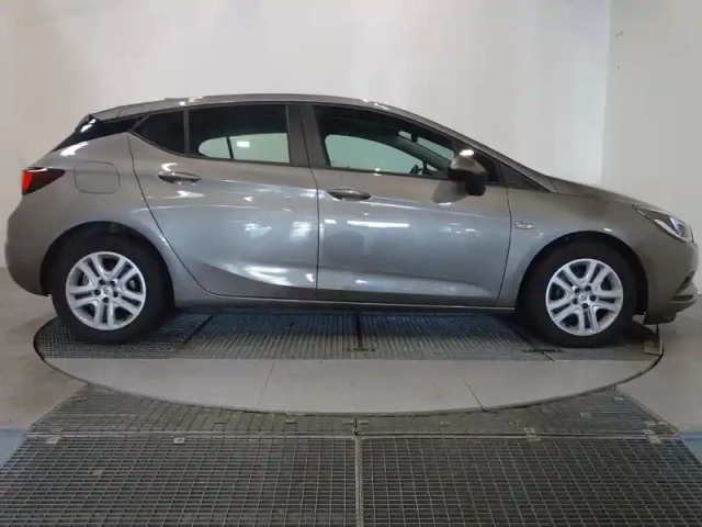 Opel Astra 1.6 d 110ch edition — photo 6