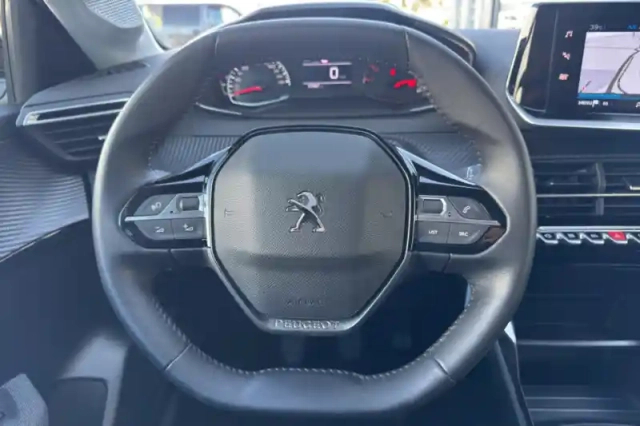 Peugeot 208 bluehdi 100 s&amp;s bvm6 — photo 17