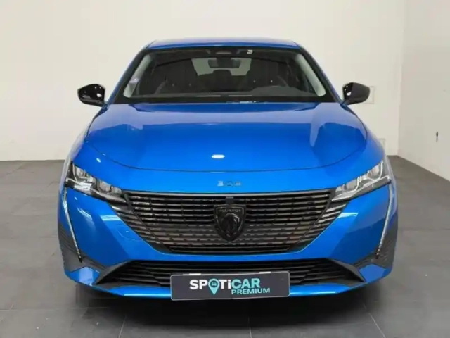 Peugeot 308 1.2 130 s&amp;s allure eat8 i-cockpit camera carplay — photo 2