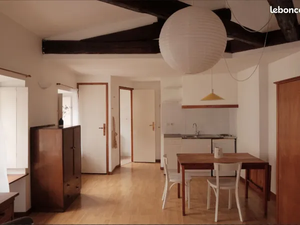 STUDIO MEUBLÉ bail étudiant