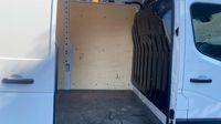 Renault Master F3500 L2H2 2.3 Blue dCi 135ch Confort Euro6E — photo 13