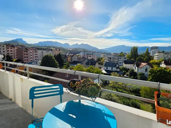 Appartement 4 pièces 93 m²