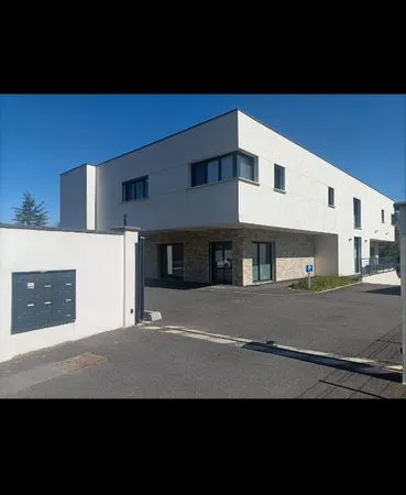 Locaux à louer dans pôle de santé