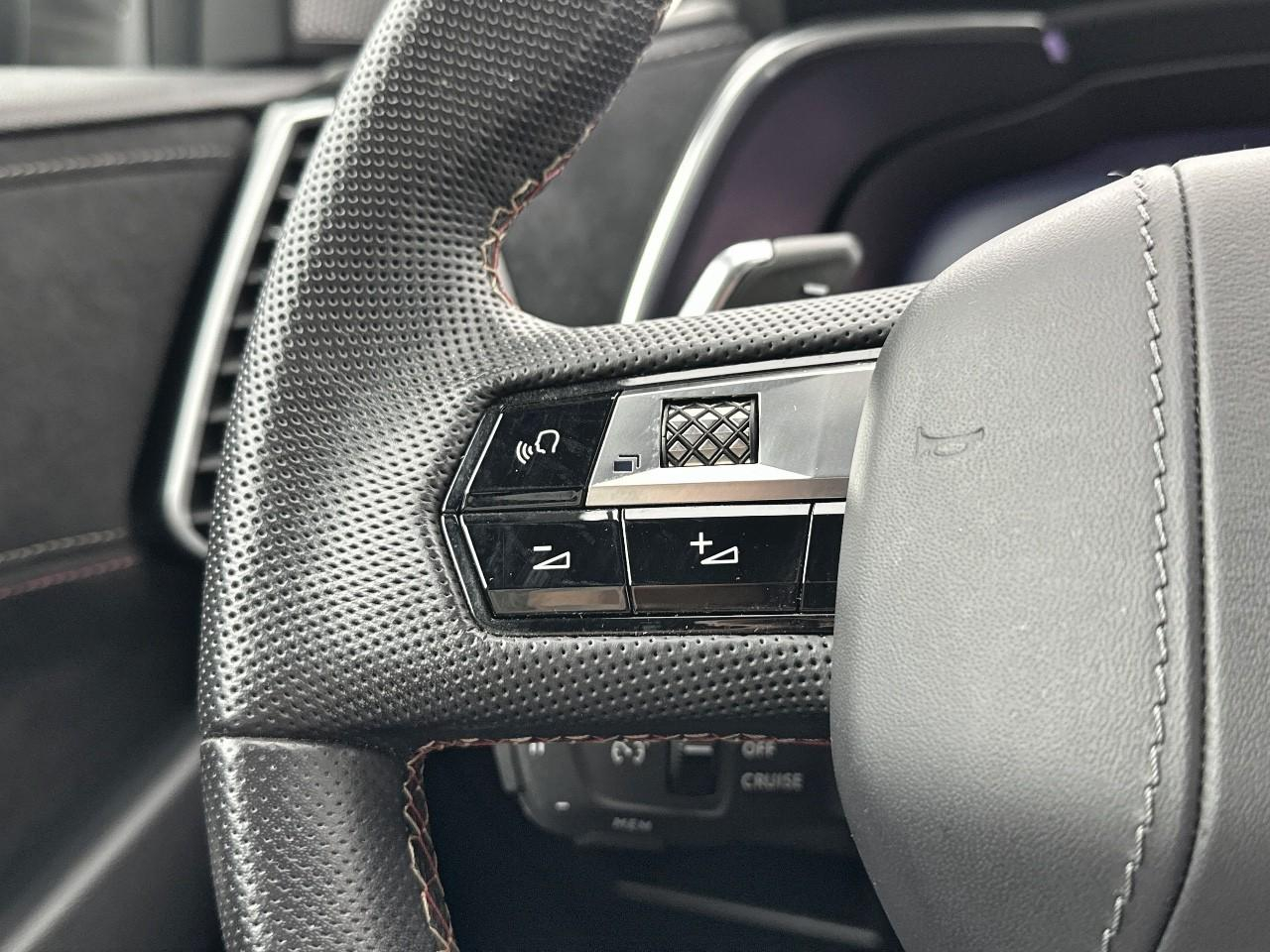 Ds Ds 7 crossback bluehdi 130 eat8 performance line + — photo 17