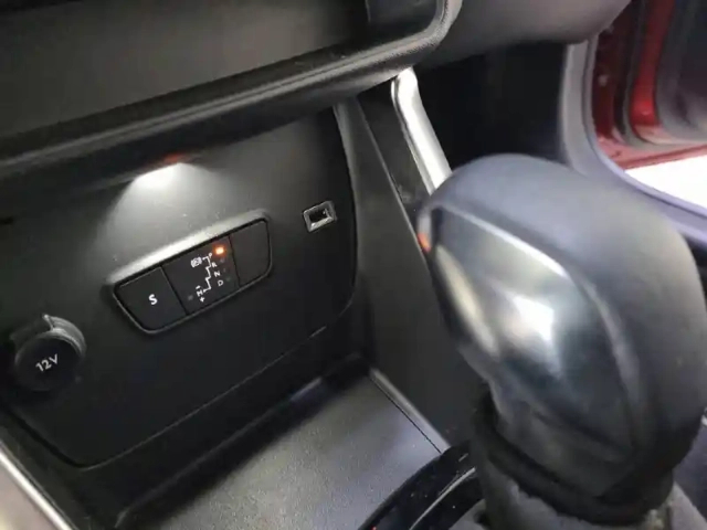 Citroën C3 Aircross puretech 130 s&amp;s eat6 — photo 100