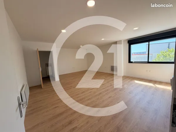 Bureaux 40 m² CHABEUIL