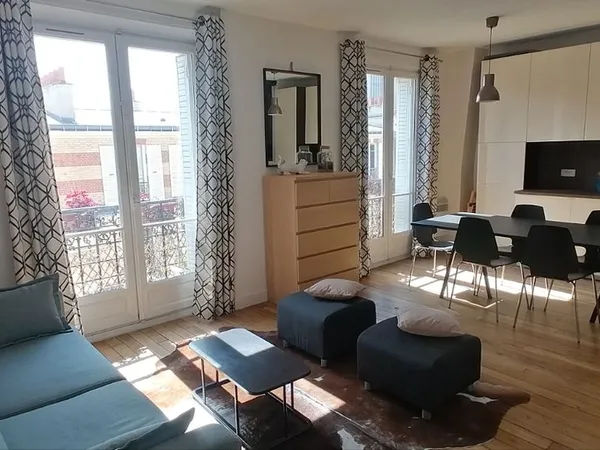 Appartement- 47m2 - 2 pièces- 6eme/6 -ascenseur