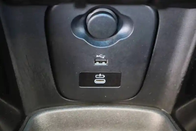 Mini Mini hatch 5 portes cooper 136 ch dkg7 — photo 19
