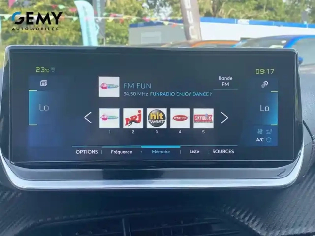 Peugeot 2008 moteur électrique 136 ch — photo 21