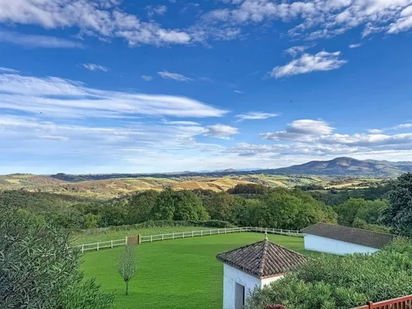Maison individuelle 15 pièces 467 m²