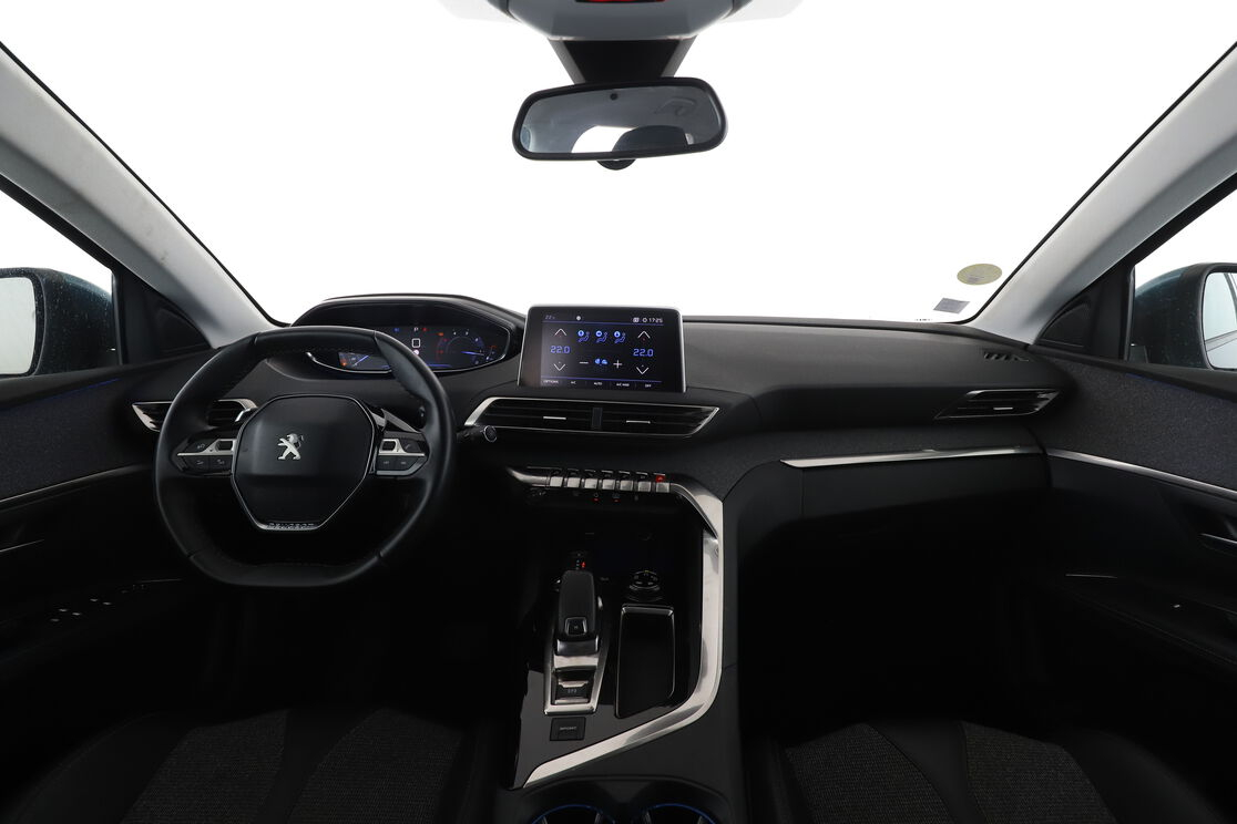 Peugeot 5008 1.5 Blue-HDi Allure EAT8 — photo 11