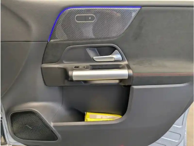 Mercedes Classe B 200 d amg line — photo 21