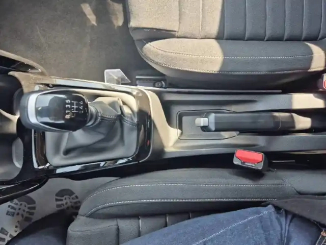 Citroën C3 Aircross turbo 100 ch man — photo 14