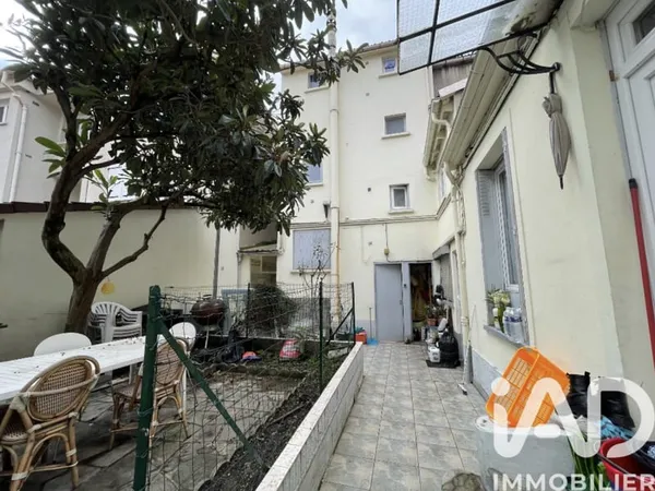 Immeuble 280 m²