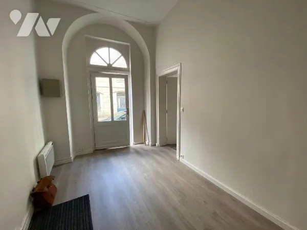Local 42 m²