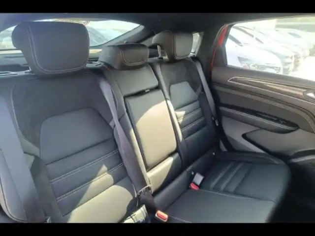 Renault Arkana 1.6 e-tech hybride 145ch engineered -22 — photo 11