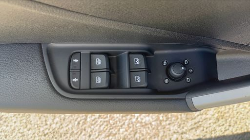 Audi Q2 30 TFSI 110 - Business Line – 2022 – 50792 km – Essence – Boîte Manuelle — photo 3