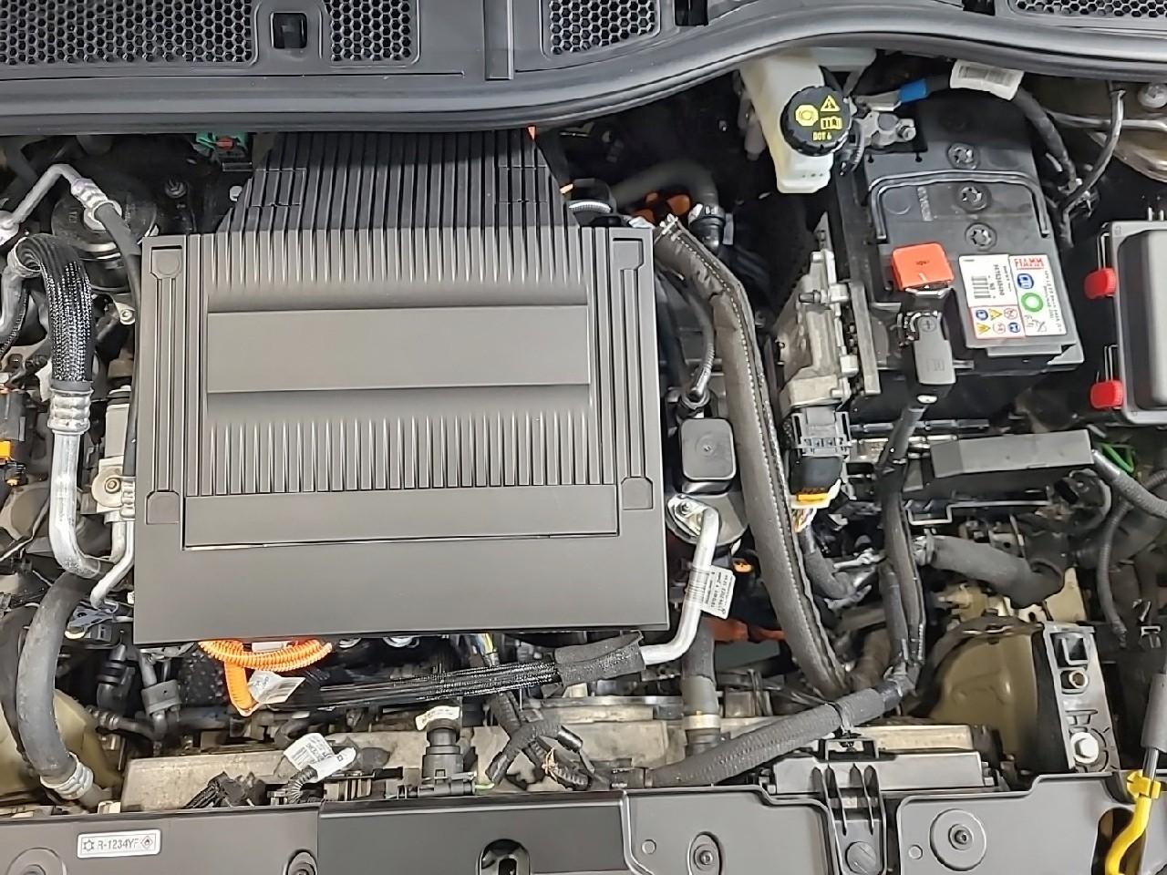 Peugeot 208 electrique 50 kwh 136ch style — photo 15