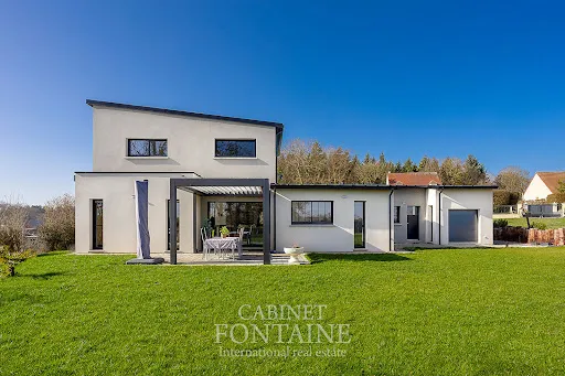 Maison 7 pièces 160 m²