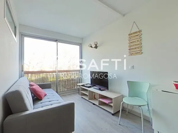 Location à l'année : 2 pièces cabine avec parking