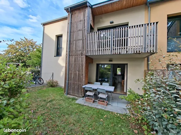 Location T.2 (45 m2) rez-de-chaussée CHAVAGNE (35)