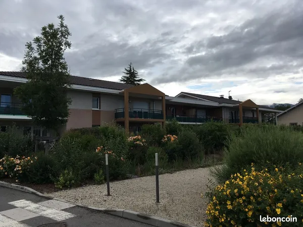 Très beau T2 au calme